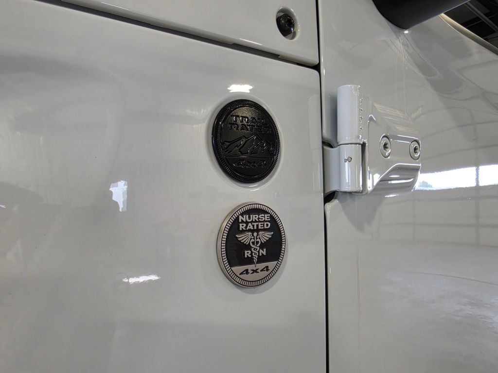 2020 Jeep Wrangler Unlimited Sahara Altitude 4x4