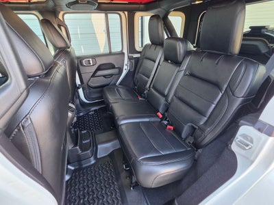 2020 Jeep Wrangler Unlimited Sahara Altitude 4x4