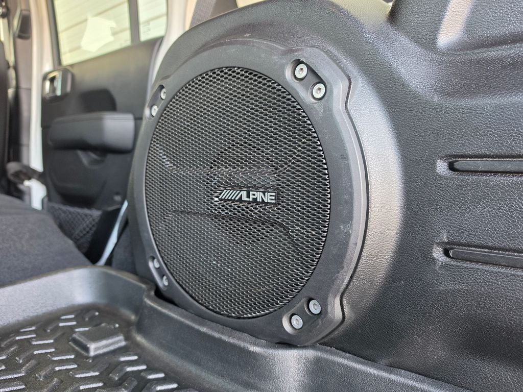 2020 Jeep Wrangler Unlimited Sahara Altitude 4x4
