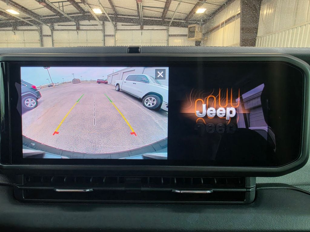2024 Jeep Wrangler 4-Door Sahara 4x4