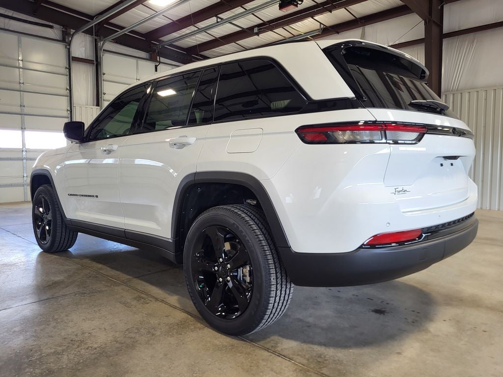 2025 Jeep Grand Cherokee GRAND CHEROKEE ALTITUDE 4X2
