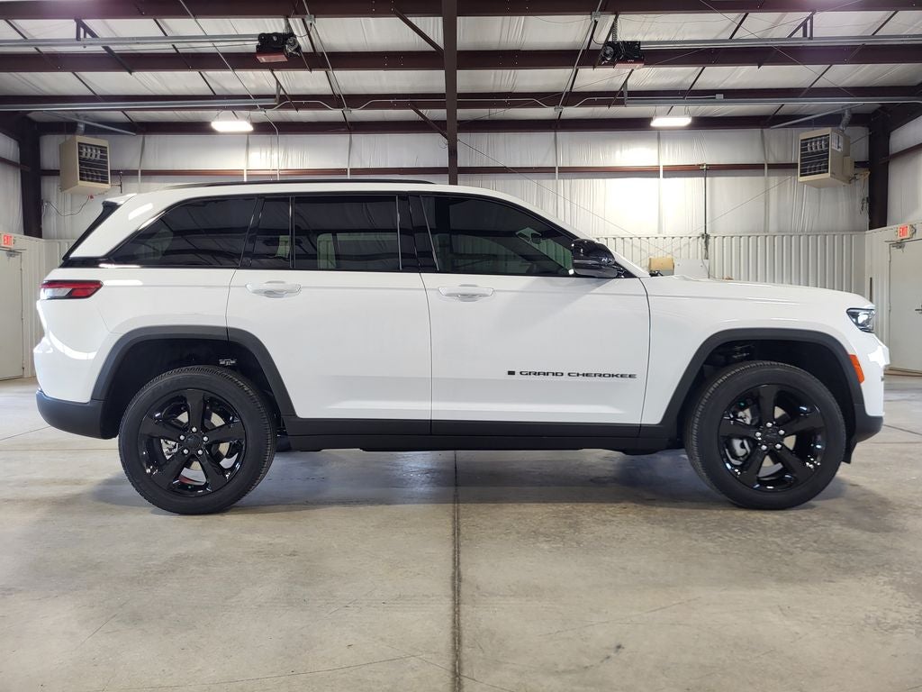 2025 Jeep Grand Cherokee GRAND CHEROKEE ALTITUDE 4X2