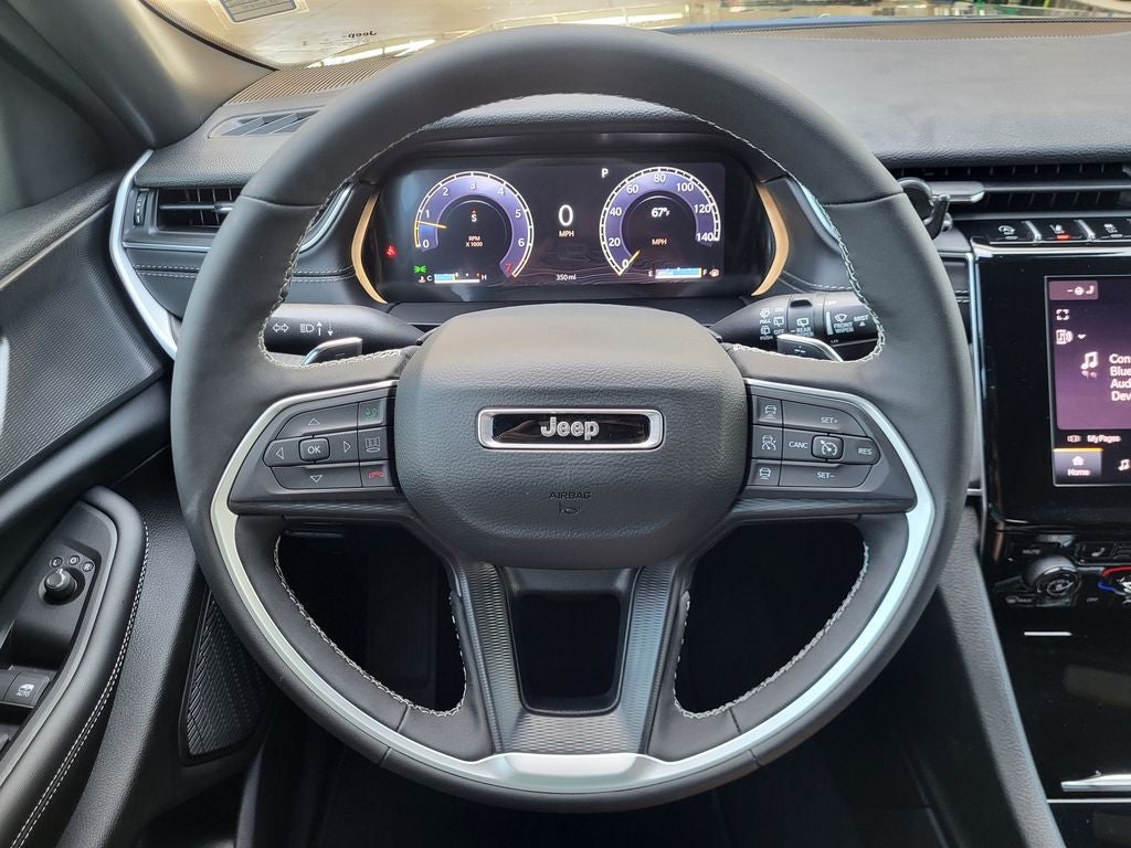 2025 Jeep Grand Cherokee GRAND CHEROKEE LAREDO X 4X2