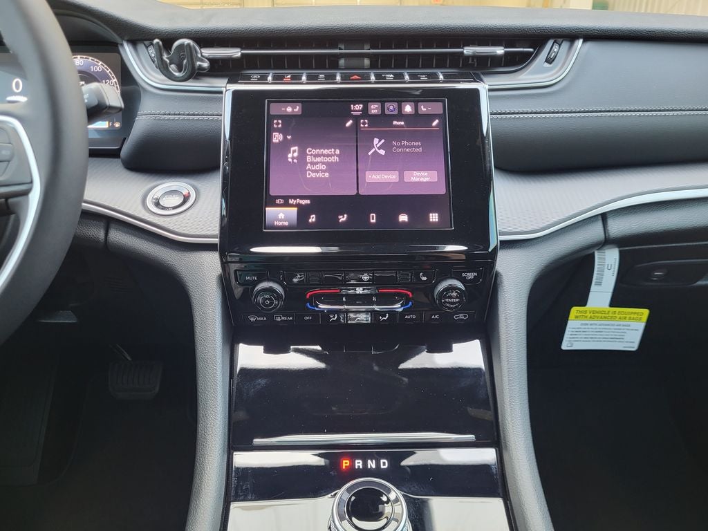 2025 Jeep Grand Cherokee GRAND CHEROKEE LAREDO X 4X2