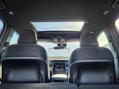 2025 Jeep Grand Cherokee GRAND CHEROKEE LAREDO X 4X2