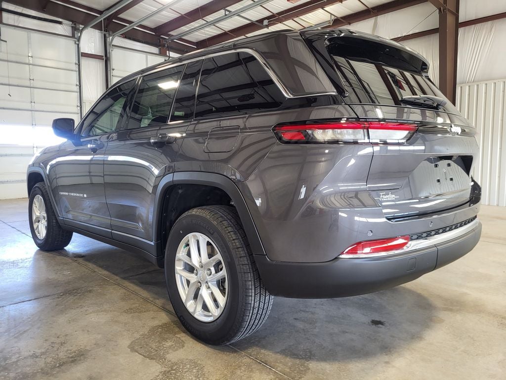 2025 Jeep Grand Cherokee GRAND CHEROKEE LAREDO X 4X2