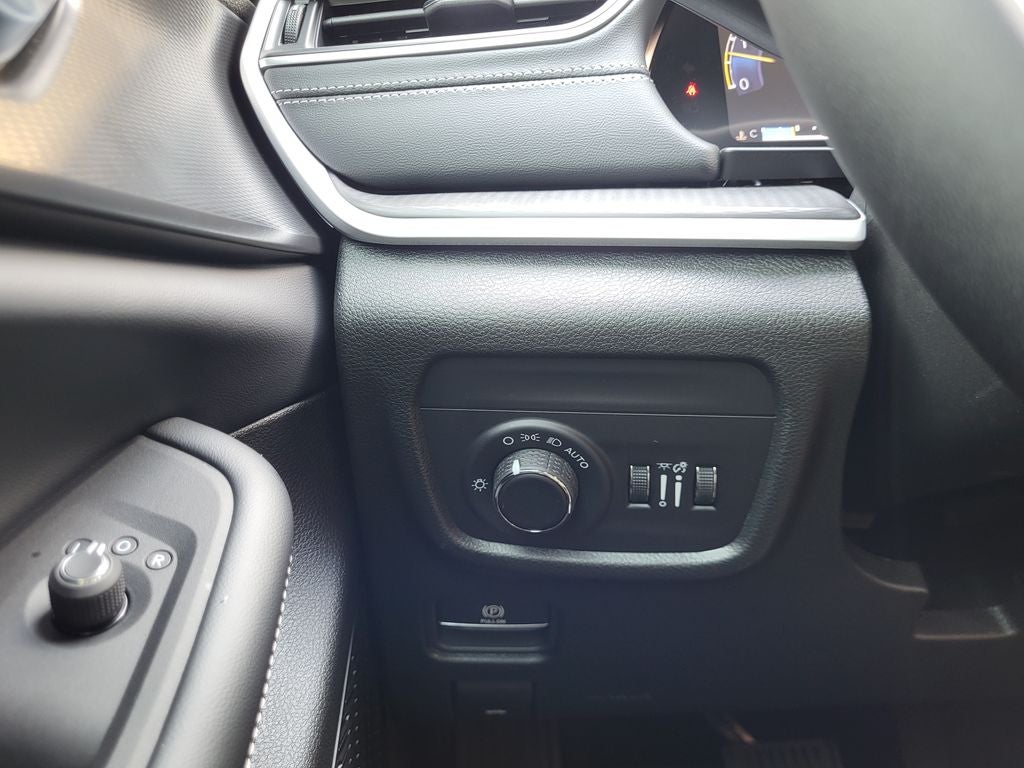 2025 Jeep Grand Cherokee GRAND CHEROKEE ALTITUDE 4X4