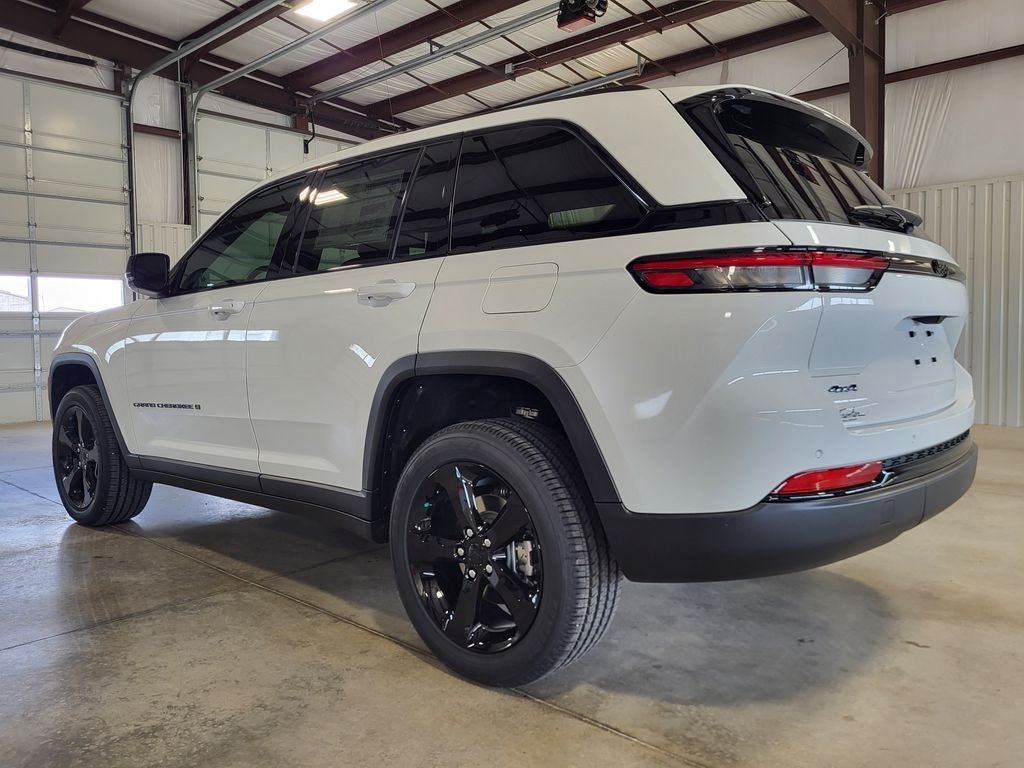 2025 Jeep Grand Cherokee GRAND CHEROKEE ALTITUDE 4X4