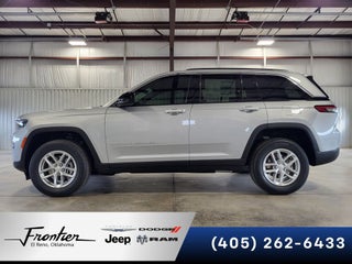 2025 Jeep Grand Cherokee GRAND CHEROKEE LAREDO X 4X4