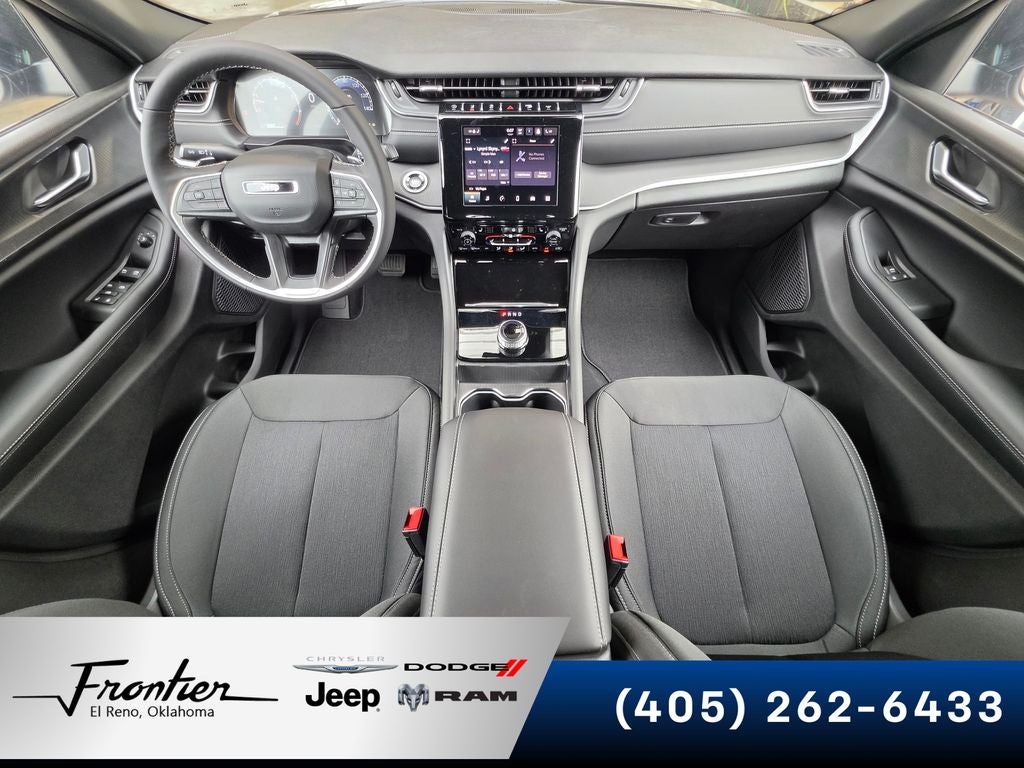 2026 Jeep Grand Cherokee GRAND CHEROKEE LAREDO X 4X4