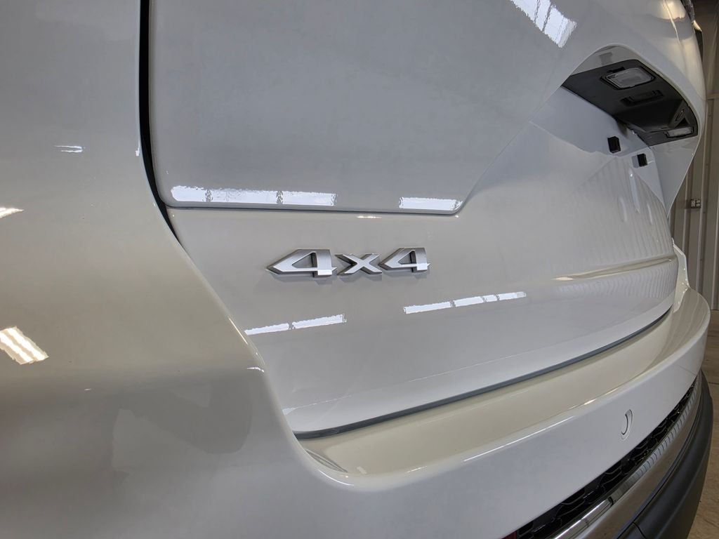 2026 Jeep Grand Cherokee GRAND CHEROKEE LAREDO X 4X4