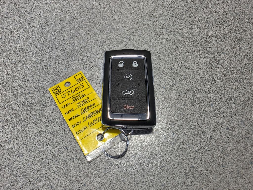 2026 Jeep Grand Cherokee GRAND CHEROKEE LAREDO X 4X4