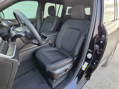 2026 Jeep Grand Cherokee GRAND CHEROKEE LAREDO X 4X4