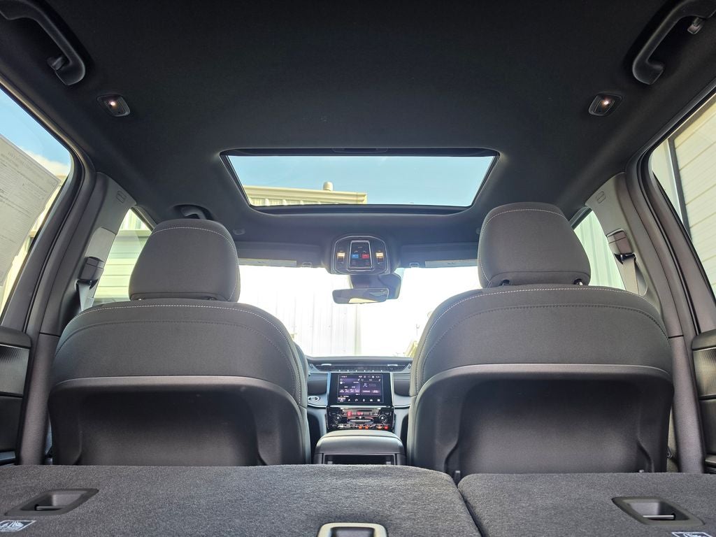 2026 Jeep Grand Cherokee GRAND CHEROKEE LAREDO X 4X4