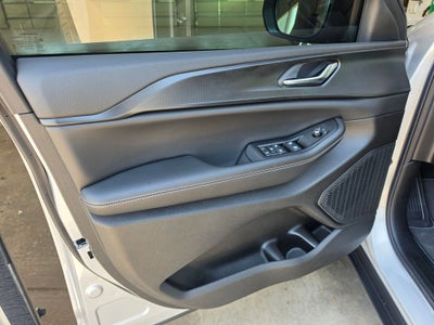2026 Jeep Grand Cherokee GRAND CHEROKEE LAREDO X 4X4