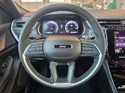2026 Jeep Grand Cherokee GRAND CHEROKEE LAREDO X 4X4