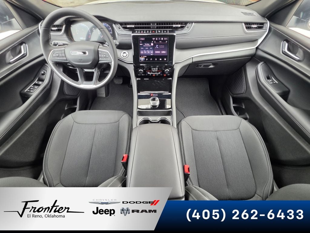 2026 Jeep Grand Cherokee GRAND CHEROKEE LAREDO X 4X4