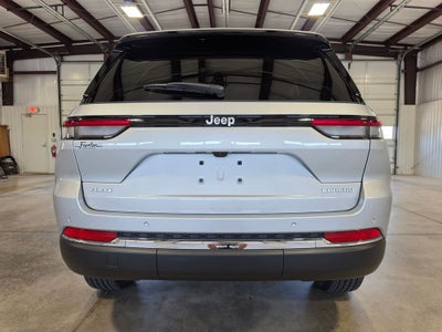 2026 Jeep Grand Cherokee GRAND CHEROKEE LAREDO X 4X4