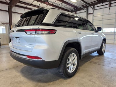 2026 Jeep Grand Cherokee GRAND CHEROKEE LAREDO X 4X4