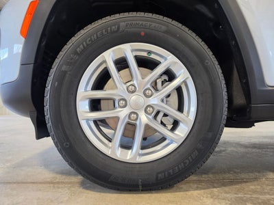 2026 Jeep Grand Cherokee GRAND CHEROKEE LAREDO X 4X4