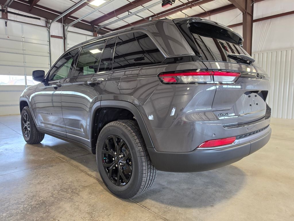 2026 Jeep Grand Cherokee GRAND CHEROKEE LAREDO ALTITUDE 4X4