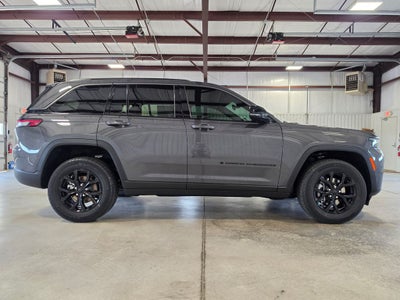 2026 Jeep Grand Cherokee GRAND CHEROKEE LAREDO ALTITUDE 4X4