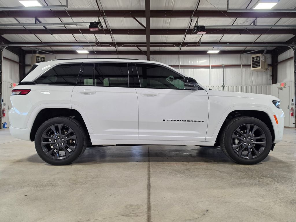 2026 Jeep Grand Cherokee GRAND CHEROKEE LIMITED RESERVE 4X4