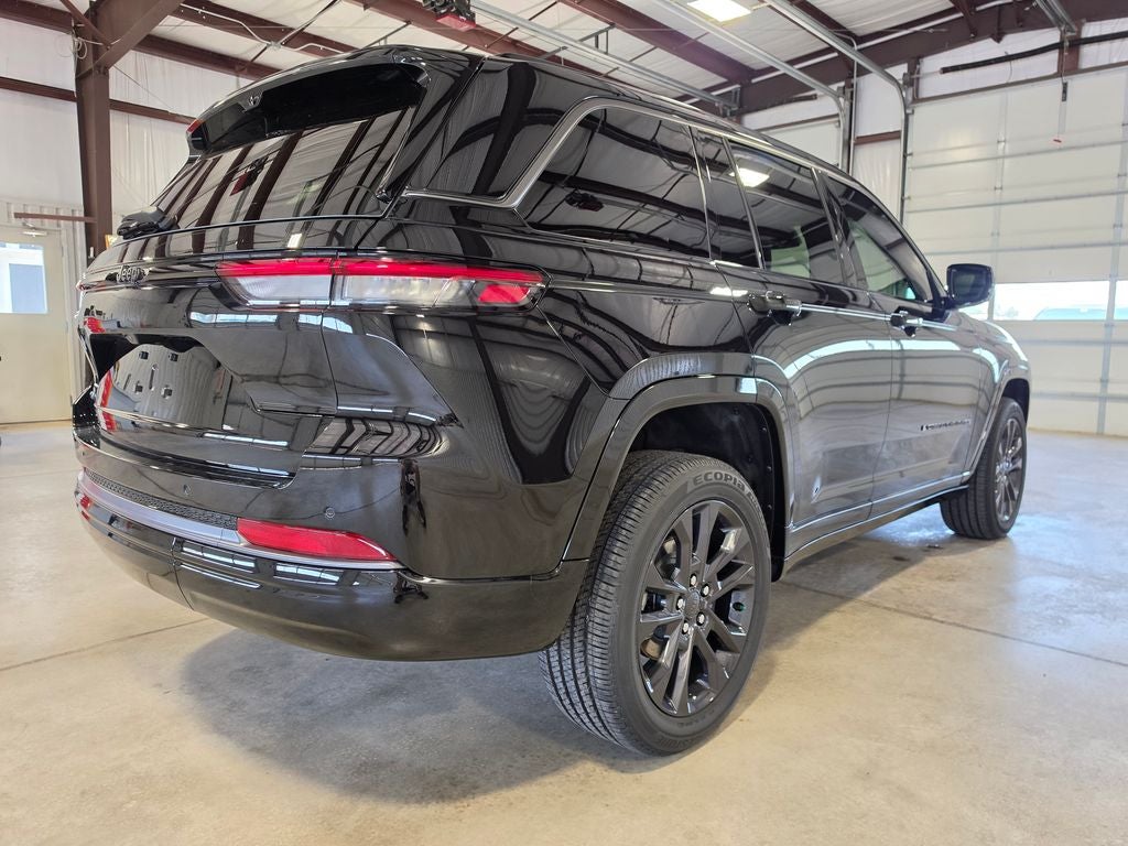 2026 Jeep Grand Cherokee GRAND CHEROKEE LIMITED RESERVE 4X4