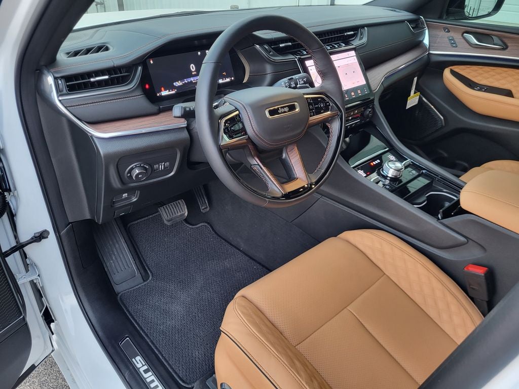 2025 Jeep Grand Cherokee GRAND CHEROKEE SUMMIT 4X4