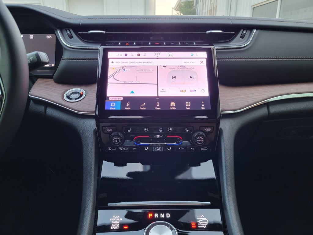 2025 Jeep Grand Cherokee GRAND CHEROKEE SUMMIT 4X4