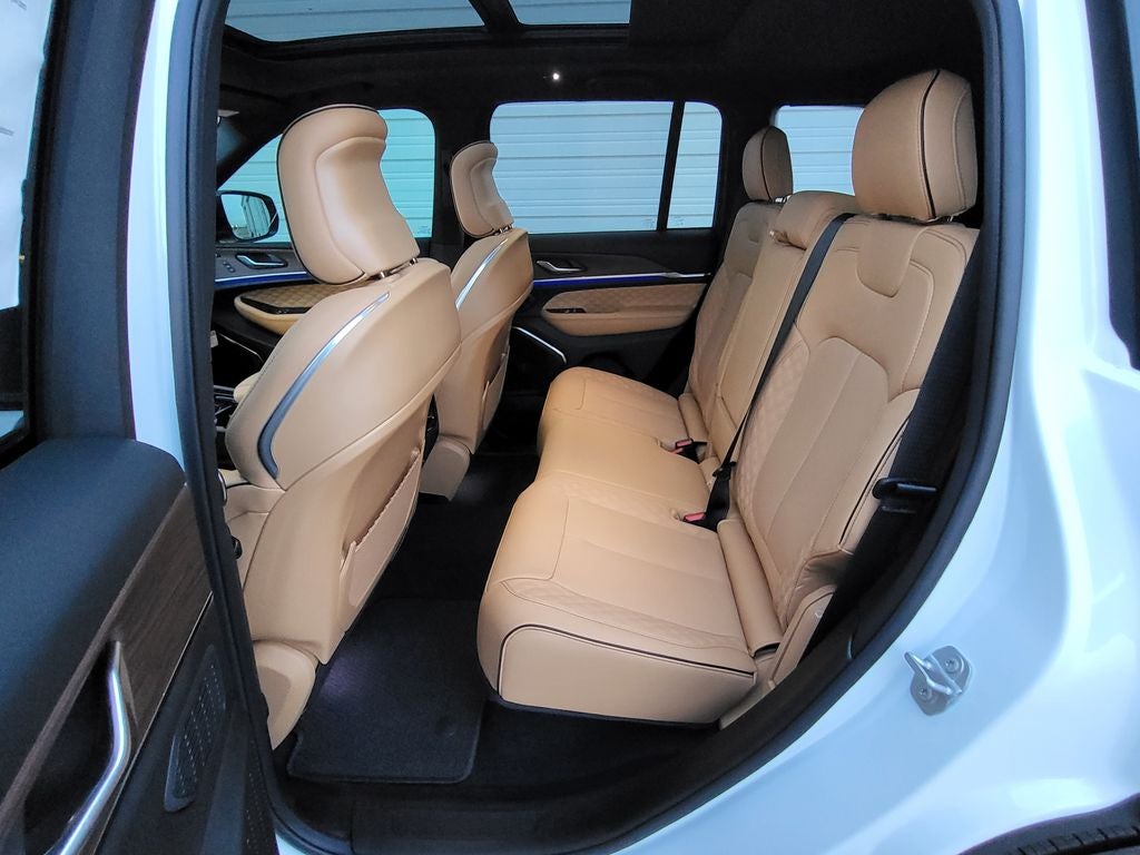 2025 Jeep Grand Cherokee GRAND CHEROKEE SUMMIT 4X4