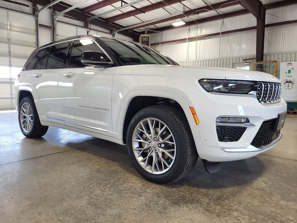 2025 Jeep Grand Cherokee GRAND CHEROKEE SUMMIT 4X4