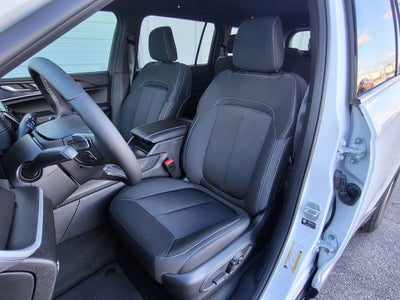 2025 Jeep Grand Cherokee GRAND CHEROKEE L LAREDO 4X2