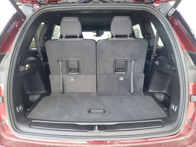 2025 Jeep Grand Cherokee GRAND CHEROKEE L LAREDO 4X2