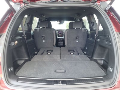 2025 Jeep Grand Cherokee GRAND CHEROKEE L LAREDO 4X2