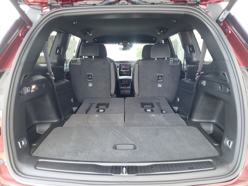 2025 Jeep Grand Cherokee GRAND CHEROKEE L LAREDO 4X2