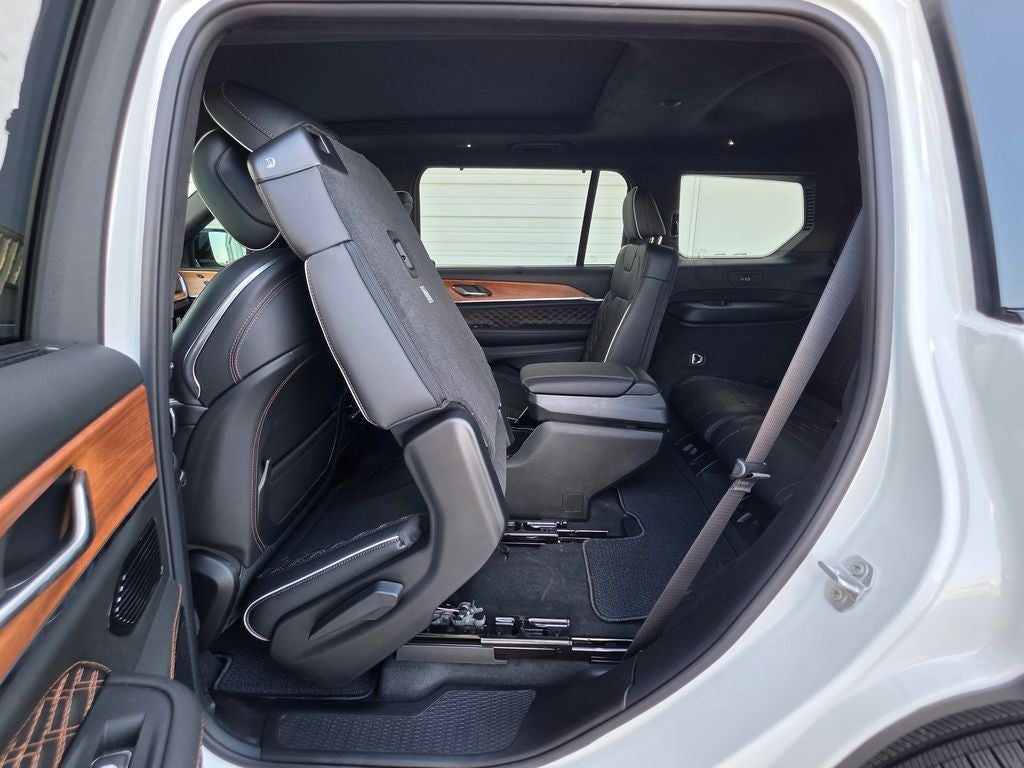 2026 Jeep Grand Cherokee GRAND CHEROKEE L SUMMIT 4X4
