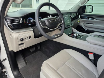 2023 Jeep Wagoneer L Series III 4x4