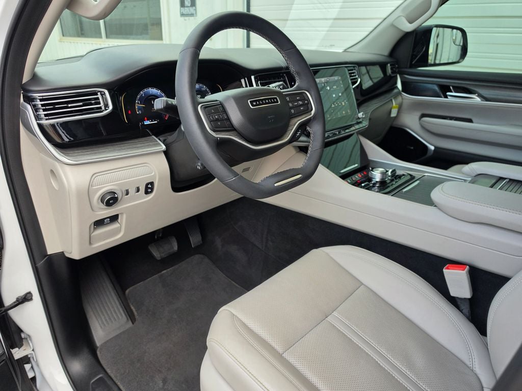 2023 Jeep Wagoneer L Series III 4x4