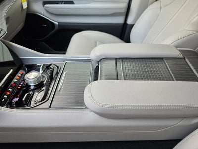 2023 Jeep Wagoneer L Series III 4x4