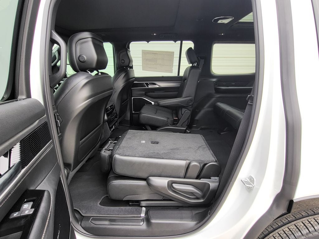 2026 Jeep Grand Wagoneer GRAND WAGONEER LIMITED RESERVE 4X4