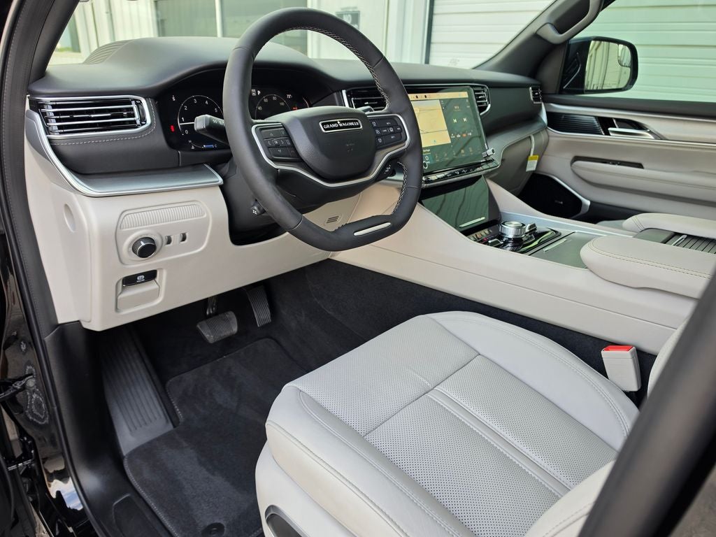 2026 Jeep Grand Wagoneer GRAND WAGONEER LIMITED RESERVE 4X4