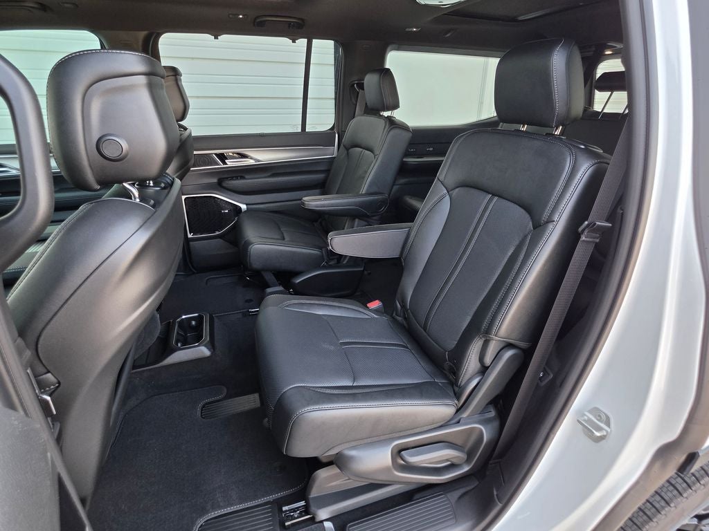 2026 Jeep Grand Wagoneer GRAND WAGONEER LIMITED RESERVE 4X4