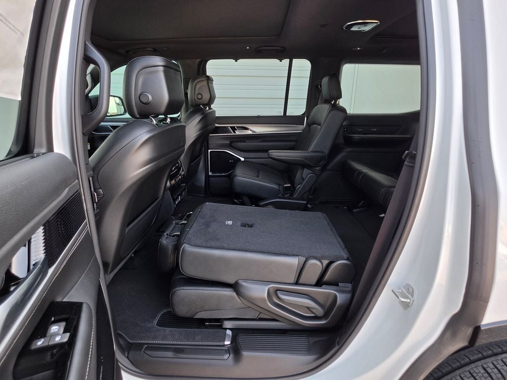 2026 Jeep Grand Wagoneer GRAND WAGONEER LIMITED RESERVE 4X4