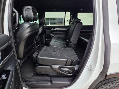 2025 Jeep Wagoneer Carbide 4x4