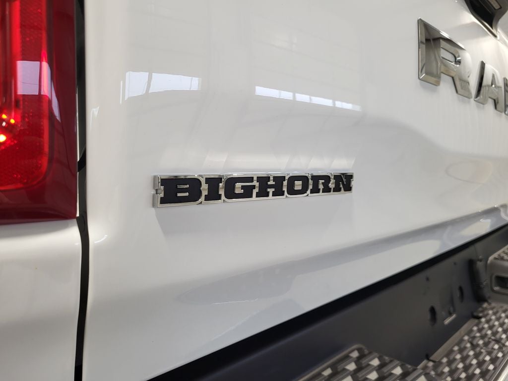 2025 RAM 1500 Big Horn Crew Cab 4x4 5'7' Box