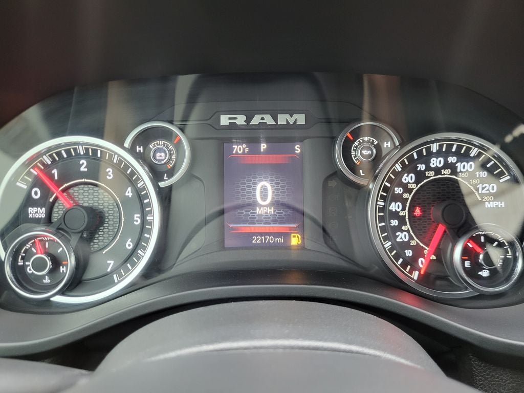2025 RAM 1500 Big Horn Crew Cab 4x4 5'7' Box