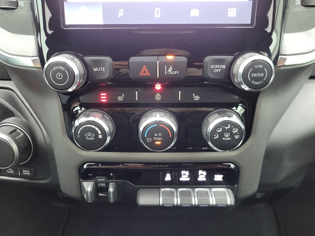 2025 RAM 1500 Big Horn Crew Cab 4x4 5'7' Box