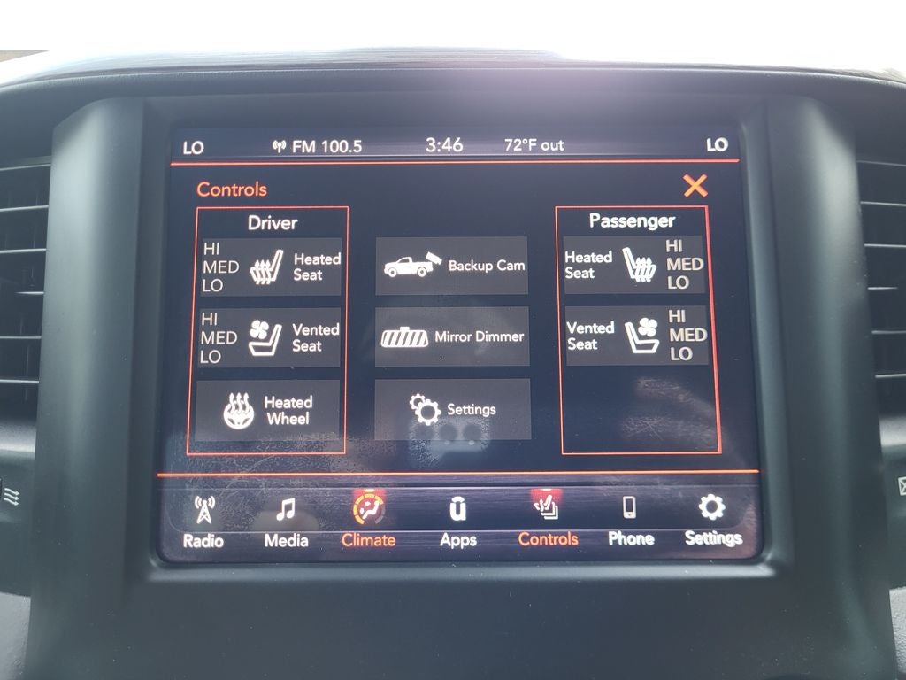 2019 RAM 1500 Laramie Quad Cab 4x4 6'4' Box