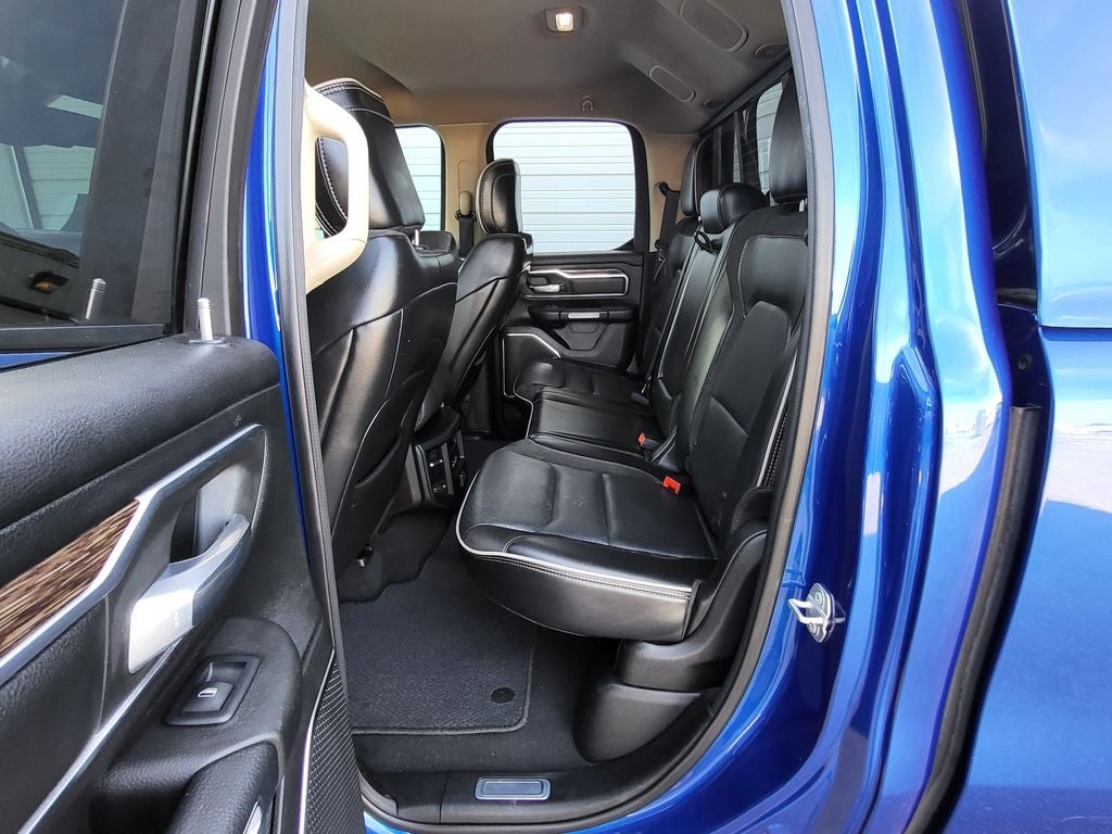 2019 RAM 1500 Laramie Quad Cab 4x4 6'4' Box